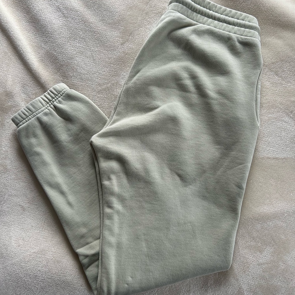 TNA Cozy AF Fleece Light Green Sweatpants